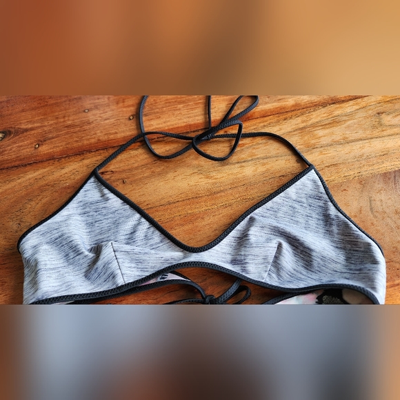 Lululemon 2 piece swim wear - Picture 10 of 11